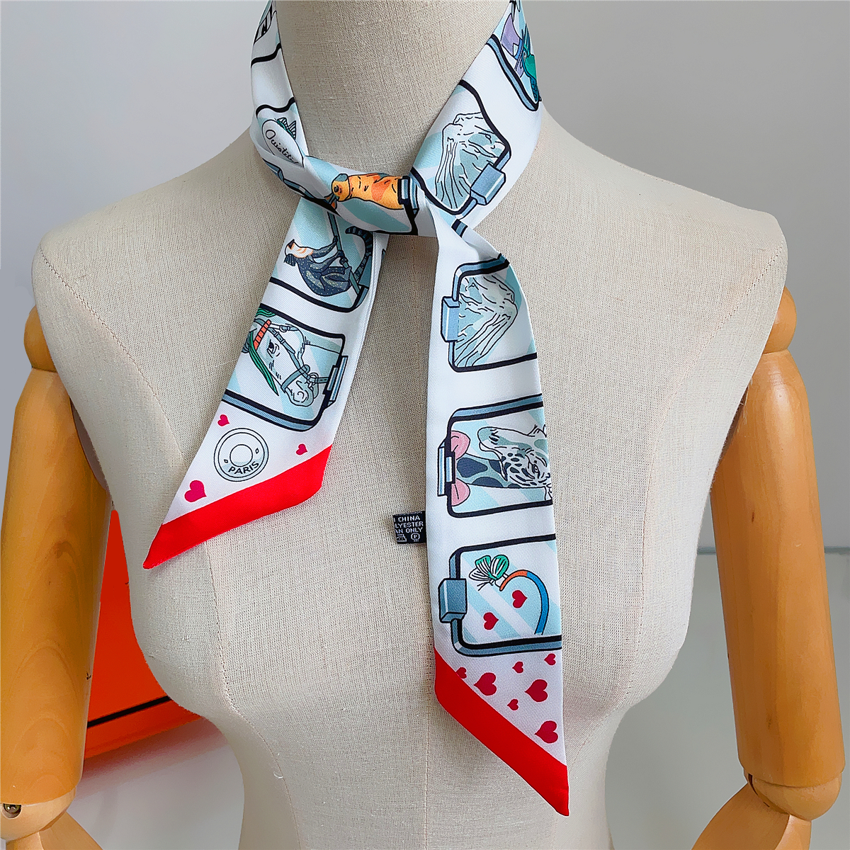 Brand Design Twill 100% Silk S - Face Scarf Mask reseña y precio
