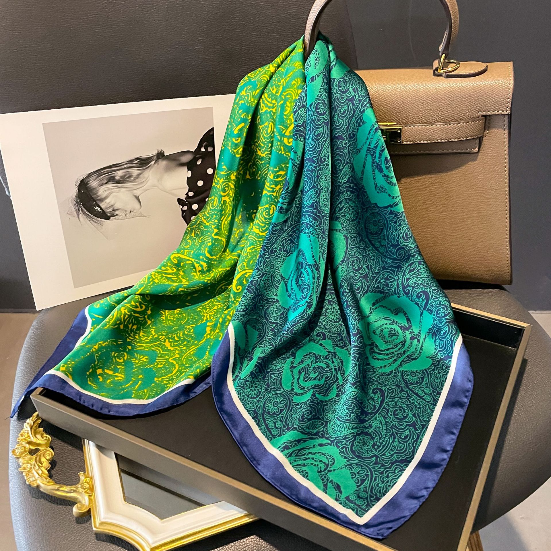 70x70cm Women Scarf Silk Feeli - Ascot Neck Scarf reseña y precio